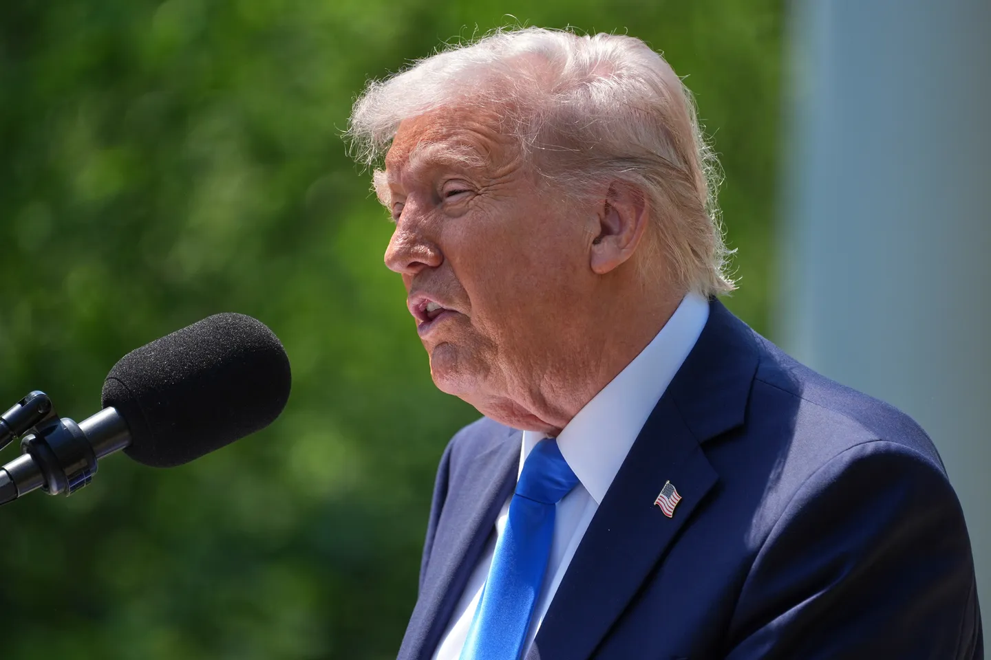 Trump will alle Käufer iranischen Öls mit Sanktionen belegen